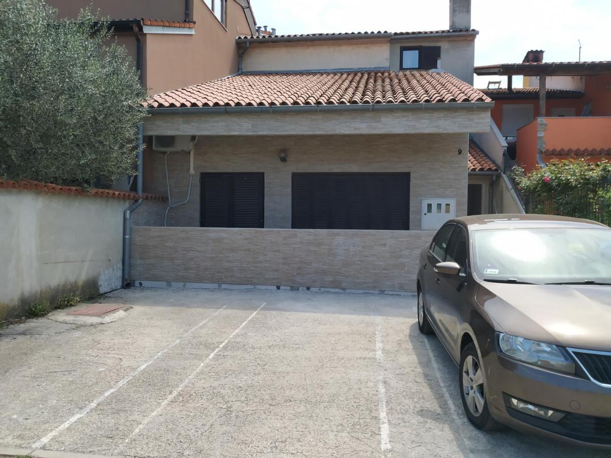 Apartmani Zlatko Πούλα Εξωτερικό φωτογραφία