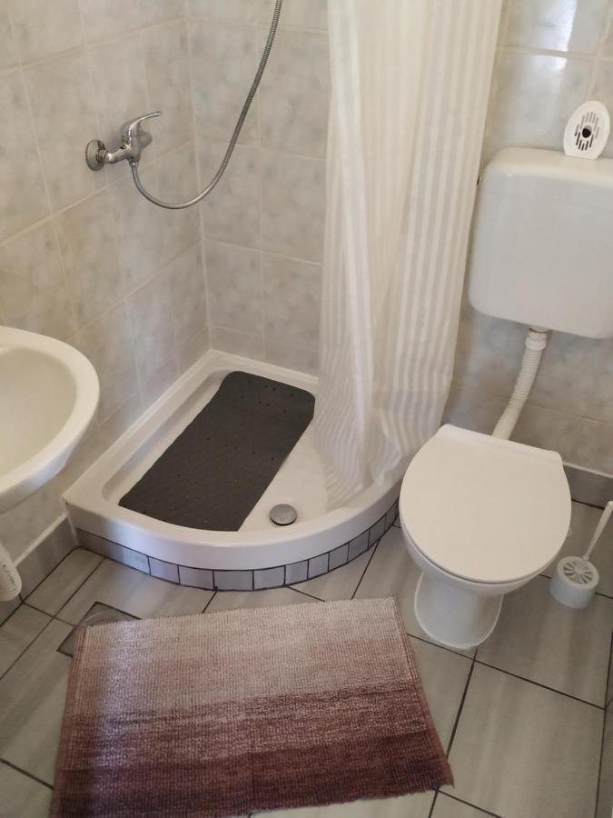 Apartmani Zlatko Πούλα Εξωτερικό φωτογραφία