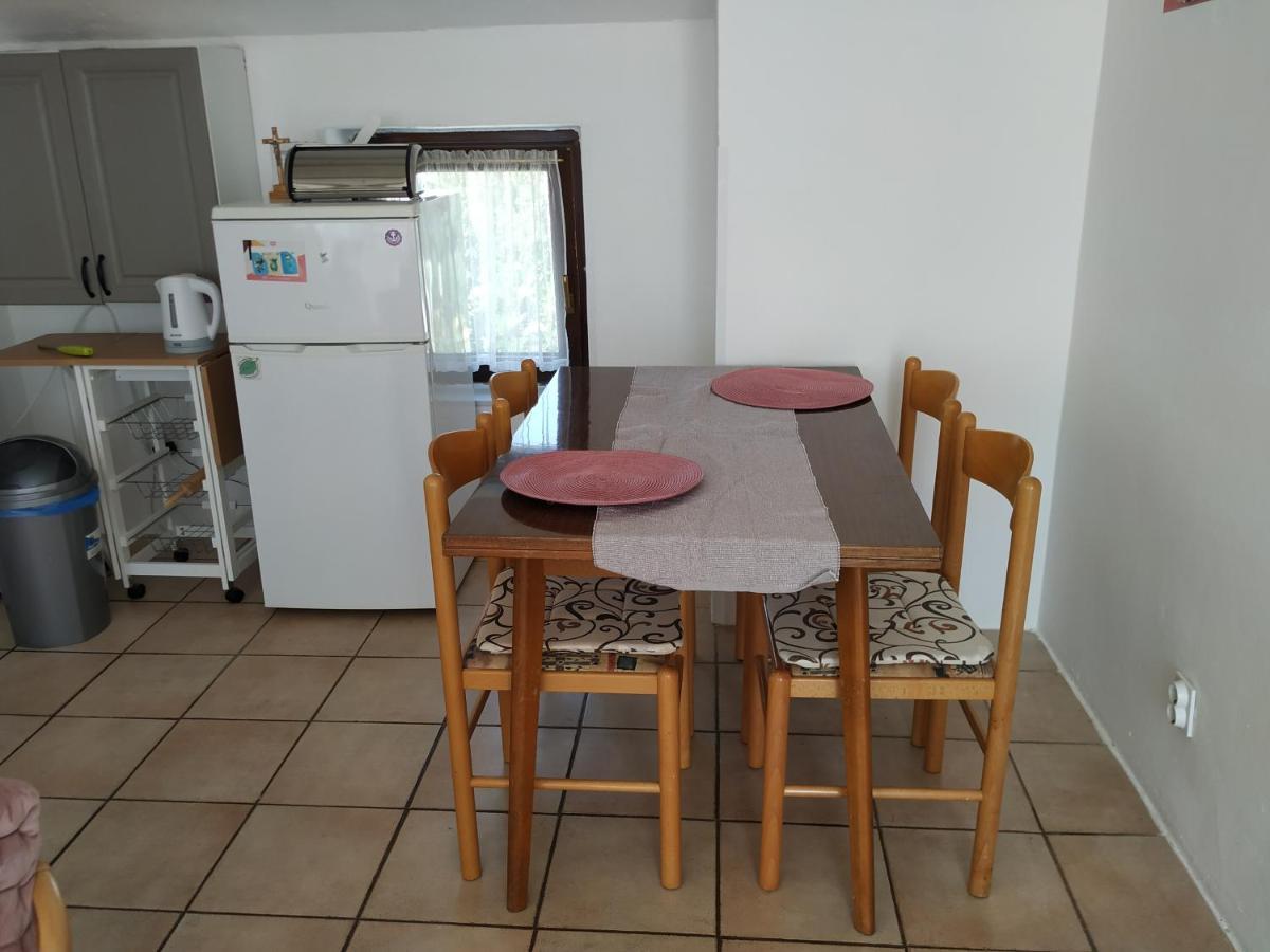 Apartmani Zlatko Πούλα Εξωτερικό φωτογραφία